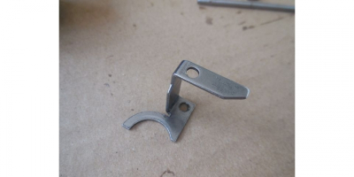 Планка упорная V1