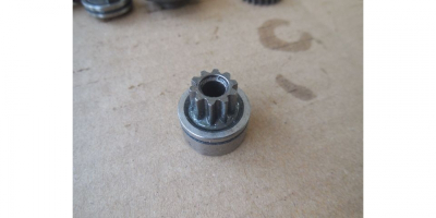 Шестерня с подшипником V1