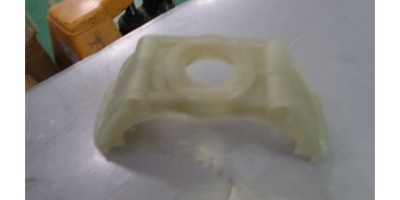 Крепление двигателя переднее