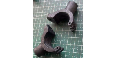 Фиксатор в сборе (левая и правая часть)